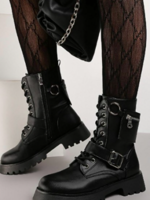 Bottes /bottines /cuissardes