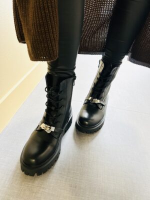 Bottines noires inspi H