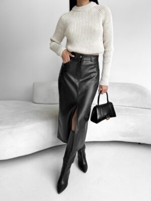 Jupe fendue simili cuir noir